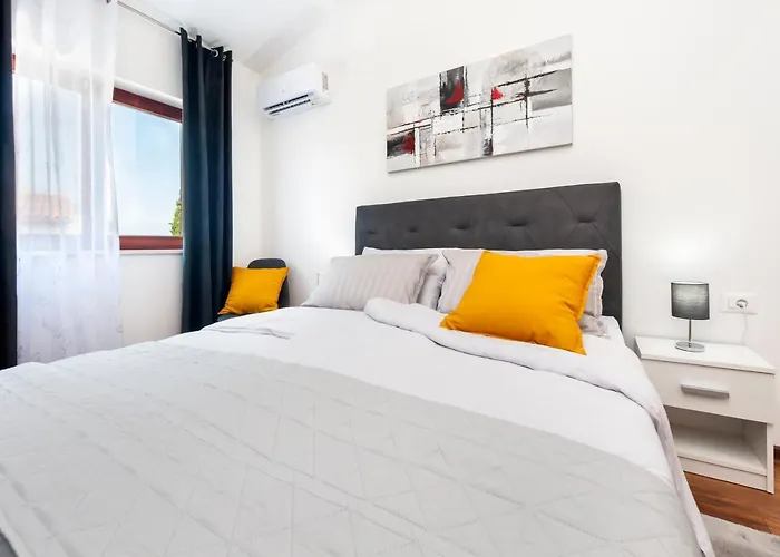 E&m Appartement Pula