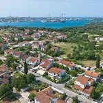 E&m Apartamento Pula